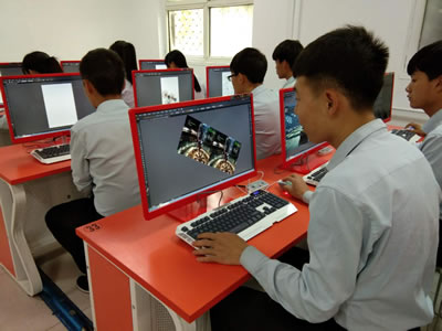 計算機類專業(yè)