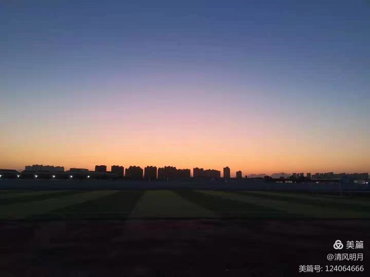 21級(jí)新生夏令營(yíng)系列活動(dòng)—魅力校園攝影大賽
