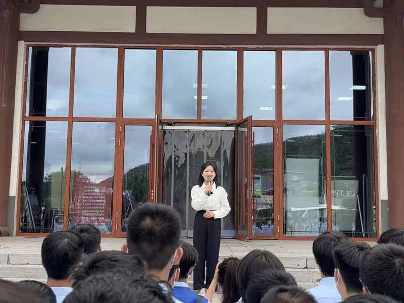 2022級(jí)新生夏令營(yíng)戶外活動(dòng)——抱犢寨一日游